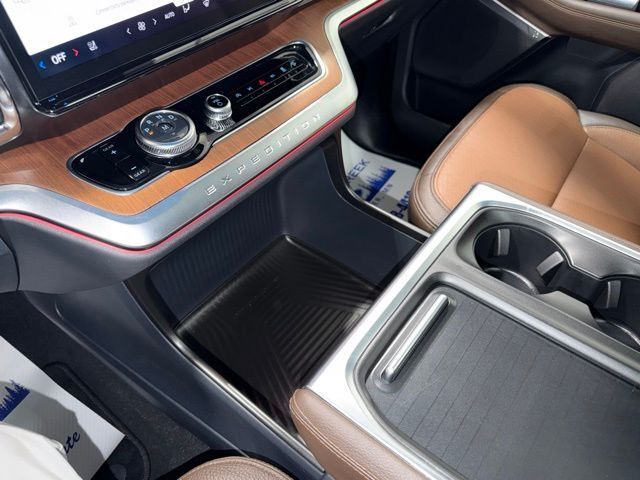 2025 Ford Expedition Max King Ranch Pine River MN