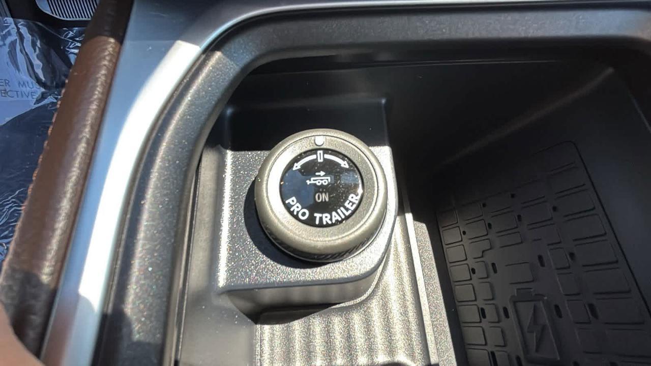 2025 Ford Expedition Max King Ranch Marlborough MA