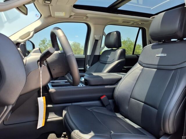 2025 Ford Expedition Max Platinum  TX