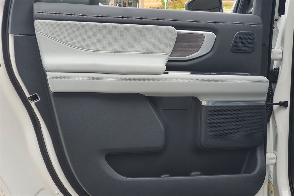 2025 Ford Expedition Max Platinum Hondo TX