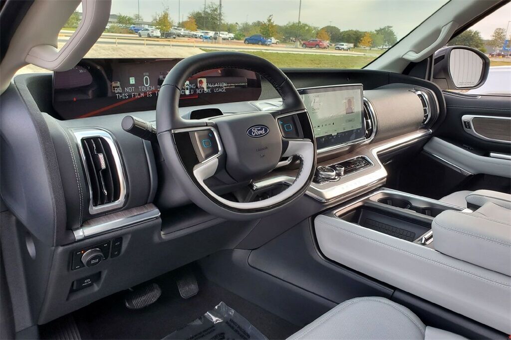 2025 Ford Expedition Max Platinum Hondo TX