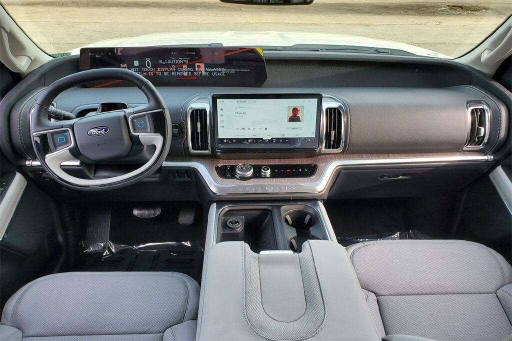 2025 Ford Expedition Max Platinum Hondo TX