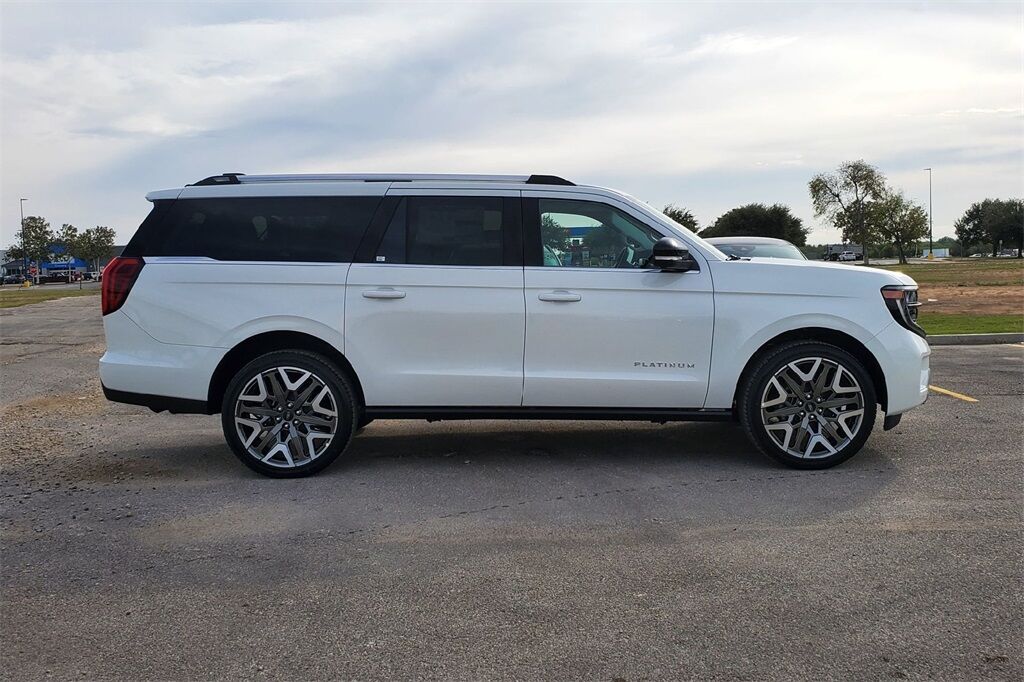 2025 Ford Expedition Max Platinum Hondo TX
