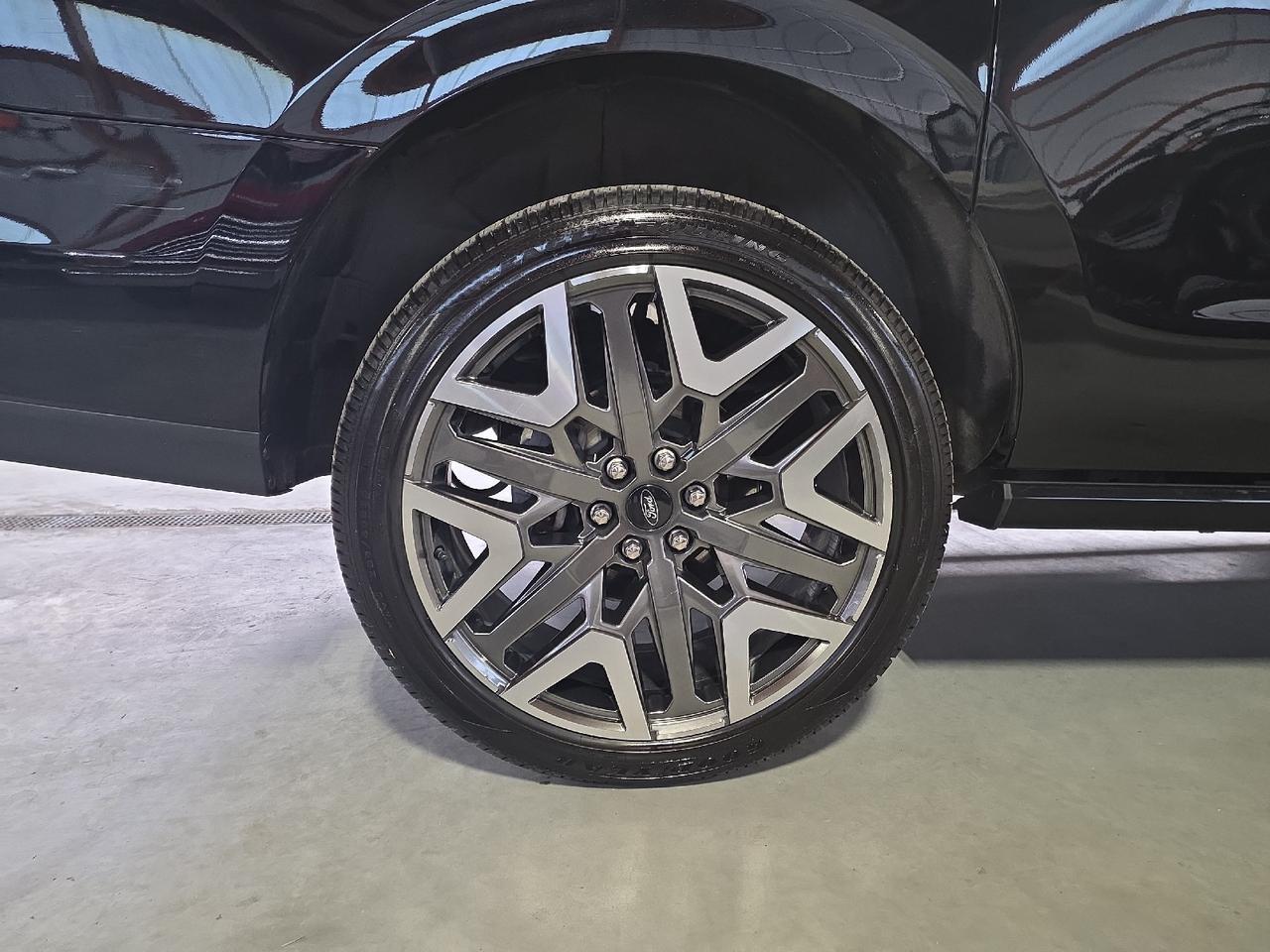 2025 Ford Expedition Max Platinum Max Sand Lake NY