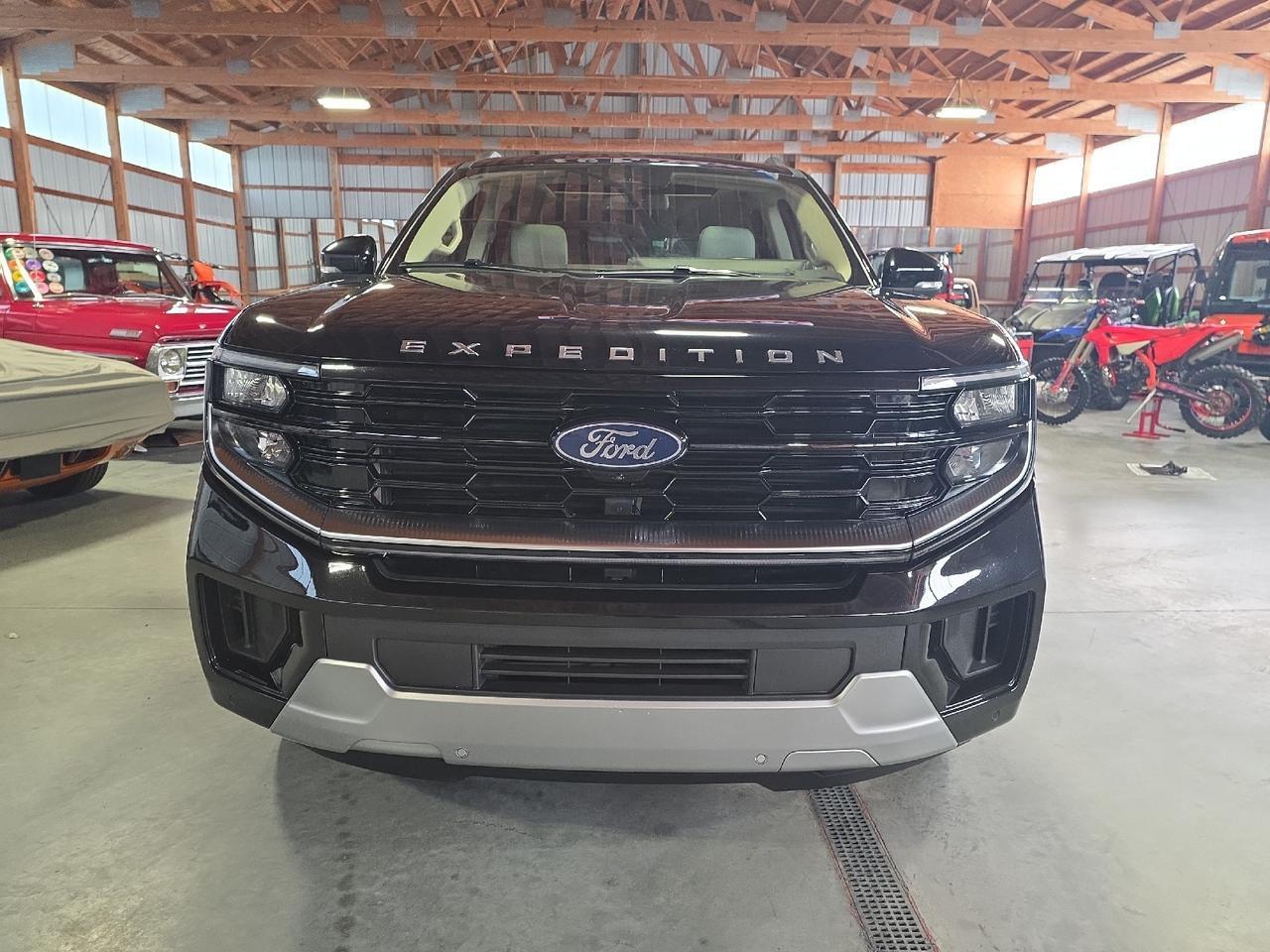 2025 Ford Expedition Max Platinum Max Sand Lake NY