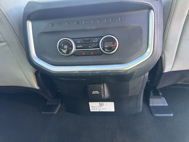 2025 Ford Expedition Max Platinum Random Lake WI