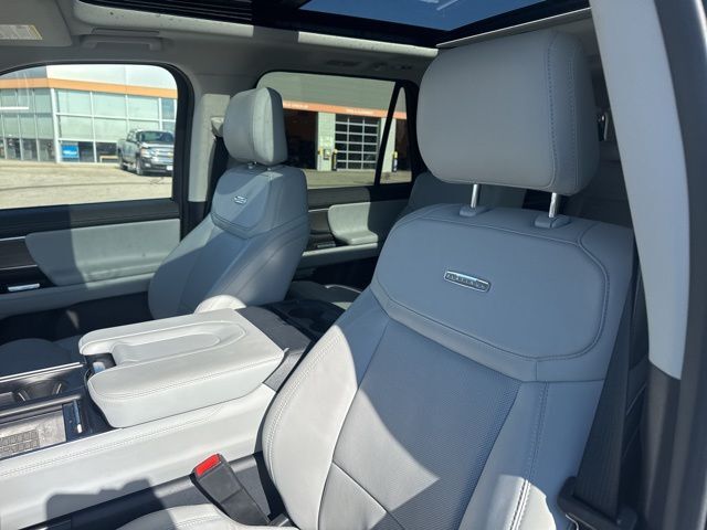 2025 Ford Expedition Max Platinum Random Lake WI