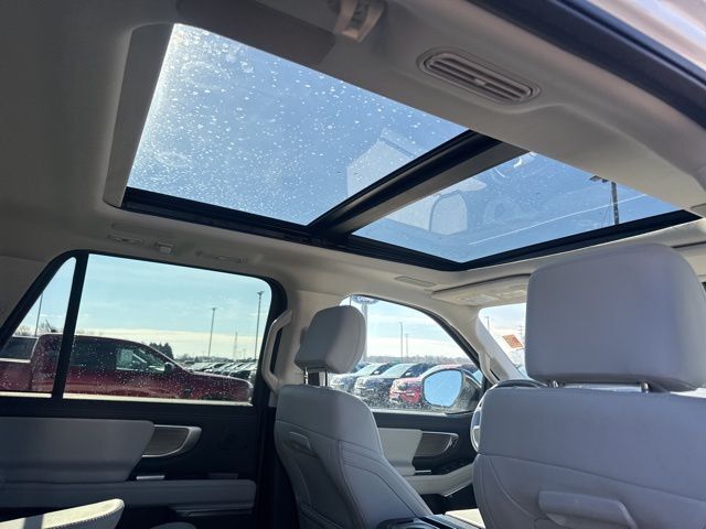 2025 Ford Expedition Max Platinum Random Lake WI