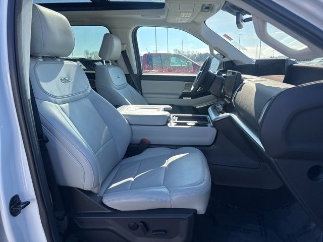 2025 Ford Expedition Max Platinum Random Lake WI