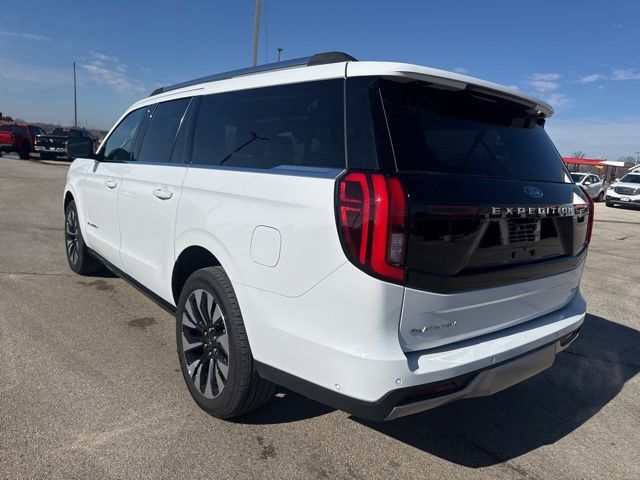 2025 Ford Expedition Max Platinum Random Lake WI