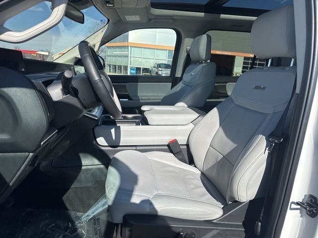 2025 Ford Expedition Max Platinum Random Lake WI