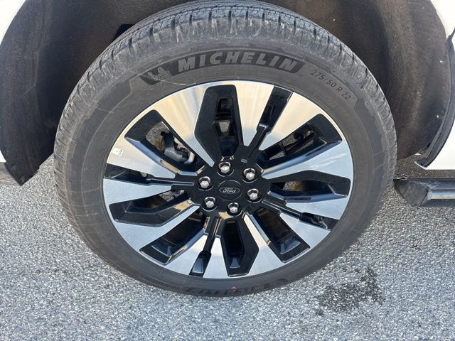 2025 Ford Expedition Max Platinum Random Lake WI