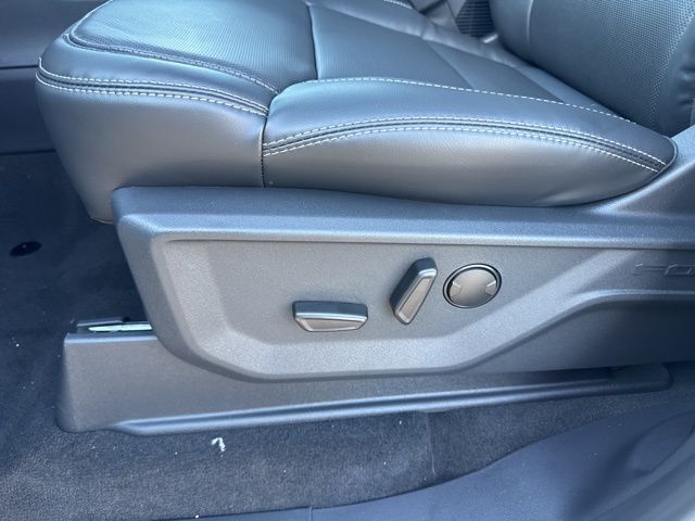 2025 Ford Expedition Max Platinum Random Lake WI