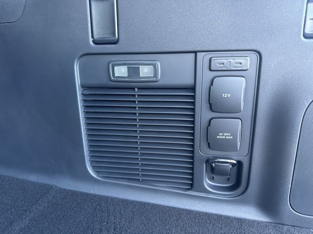 2025 Ford Expedition Max Platinum Random Lake WI