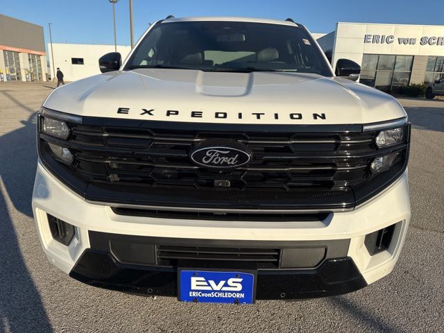 2025 Ford Expedition Max Platinum Random Lake WI