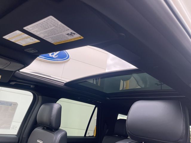 2025 Ford Expedition Max Platinum Random Lake WI