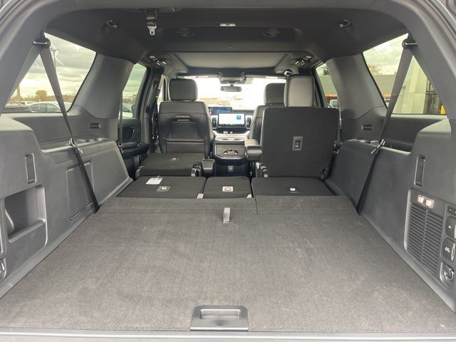 2025 Ford Expedition Max Platinum Random Lake WI