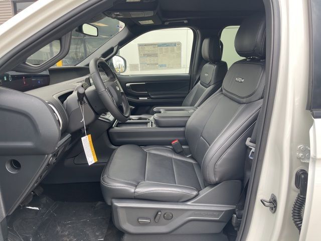 2025 Ford Expedition Max Platinum Random Lake WI