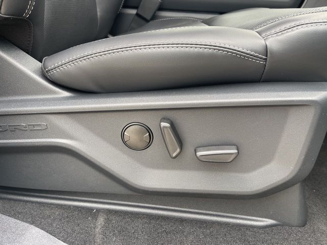 2025 Ford Expedition Max Platinum Random Lake WI