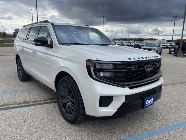2025 Ford Expedition Max Platinum Random Lake WI