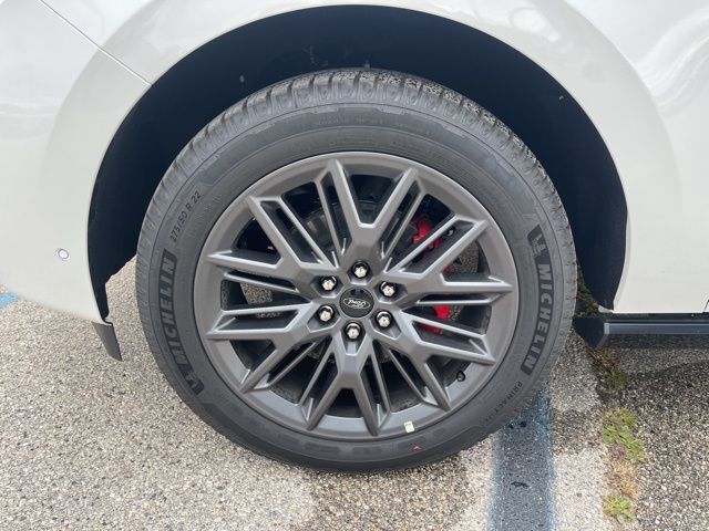 2025 Ford Expedition Max Platinum Random Lake WI