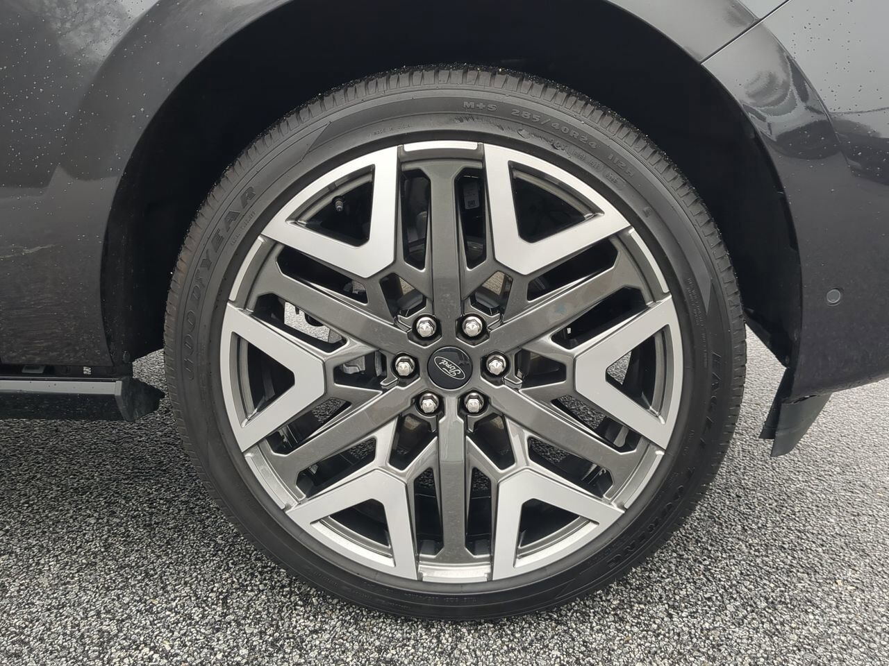 2025 Ford Expedition Max Platinum Appleton WI