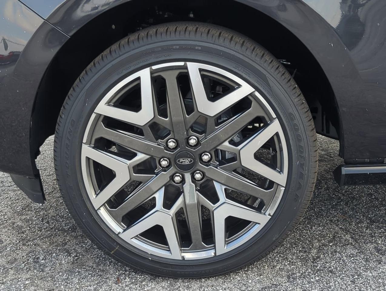 2025 Ford Expedition Max Platinum Appleton WI