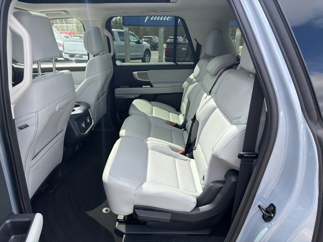 2025 Ford Expedition Max Platinum Pine River MN