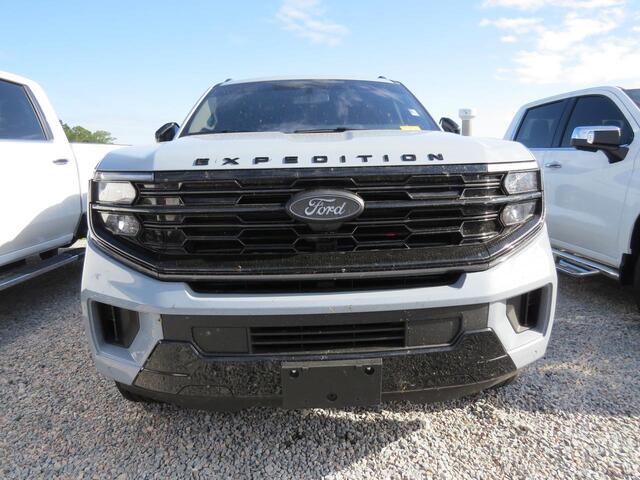 2025 Ford Expedition Max Platinum Wilson NC