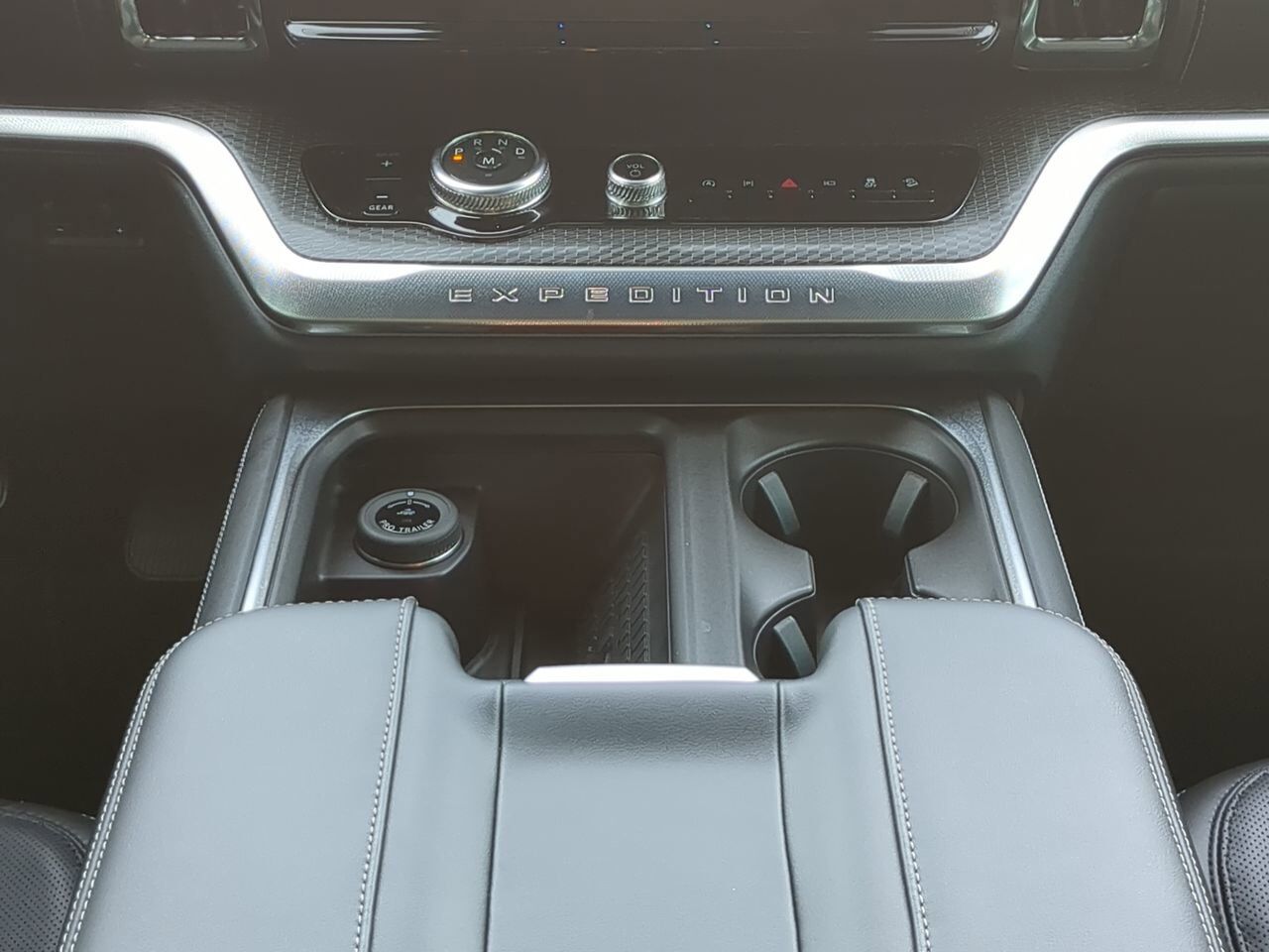 2025 Ford Expedition Max Platinum Winder GA