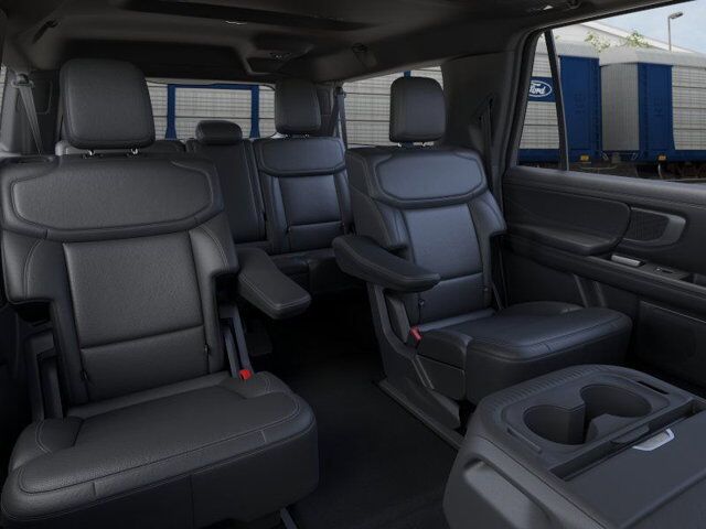 2025 Ford Expedition Max Platinum Winder GA