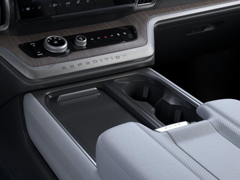 2025 Ford Expedition Max Platinum Winder GA