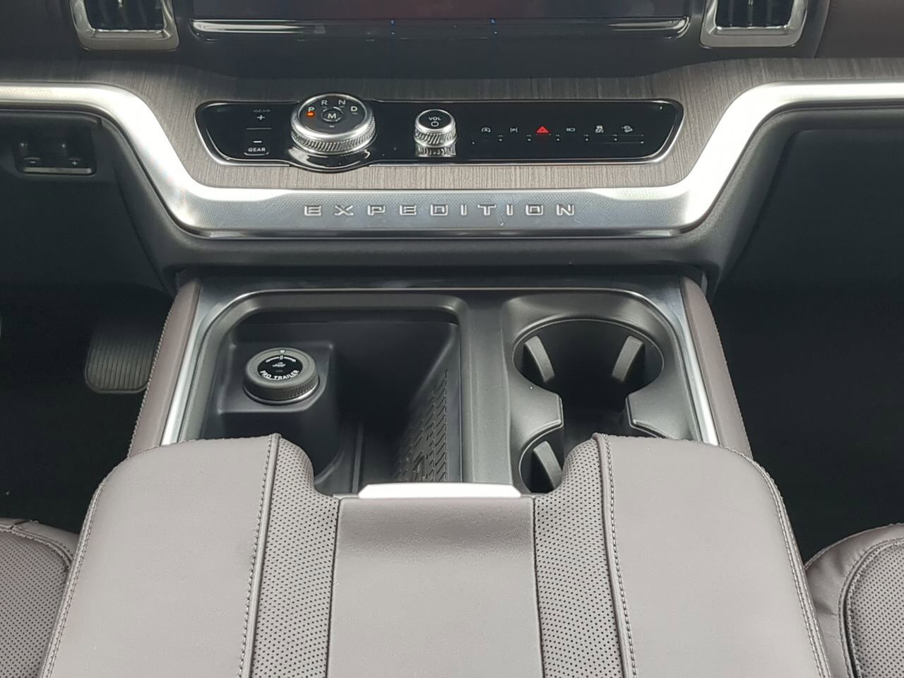 2025 Ford Expedition Max Platinum Winder GA