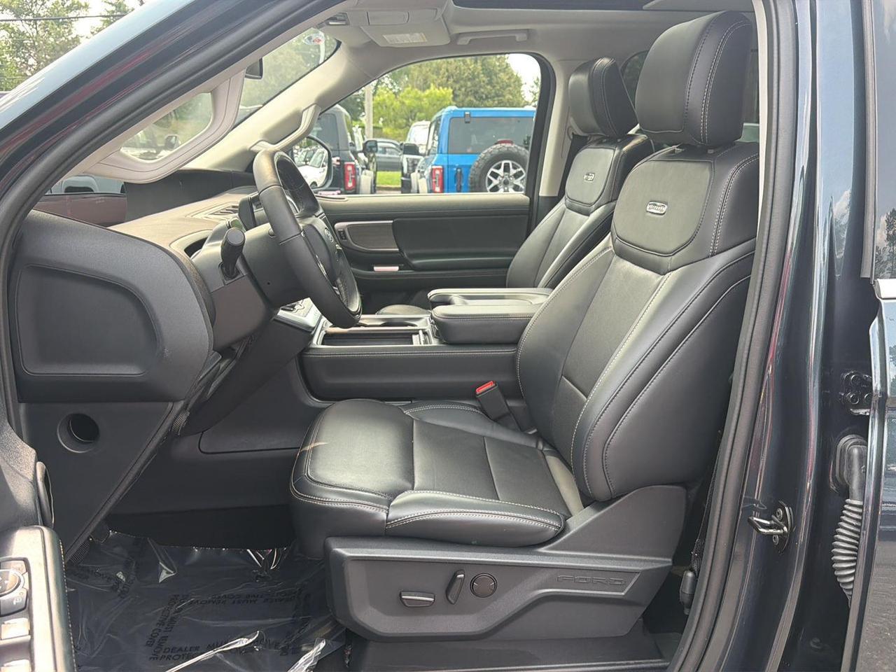 2025 Ford Expedition Max Platinum Gaithersburg MD