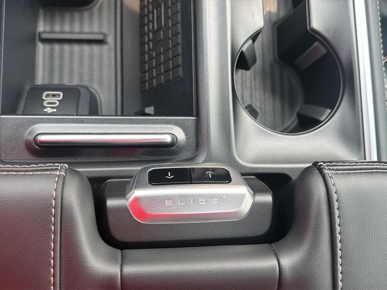 2025 Ford Expedition Max Platinum Gaithersburg MD
