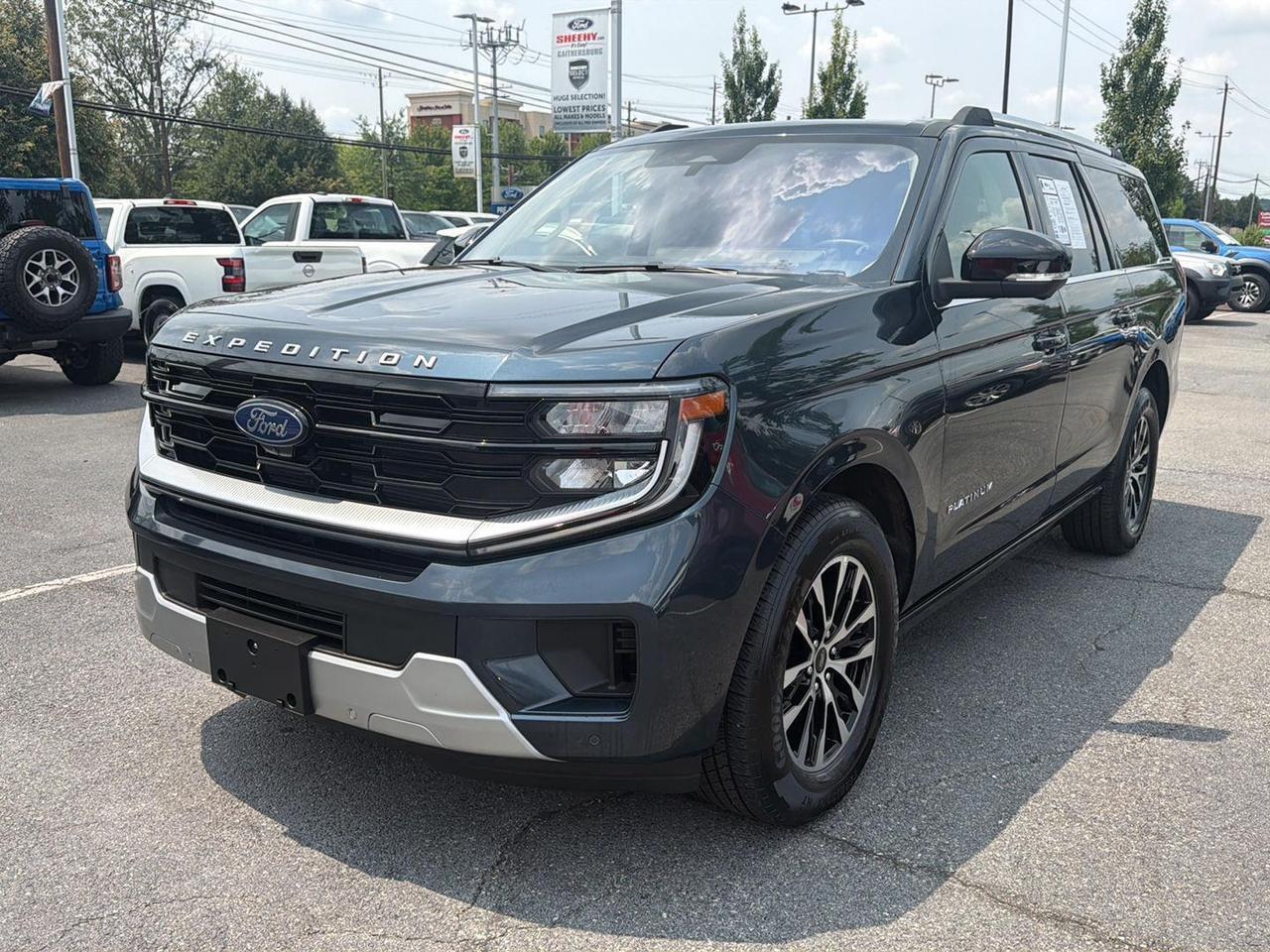 2025 Ford Expedition Max Platinum Gaithersburg MD