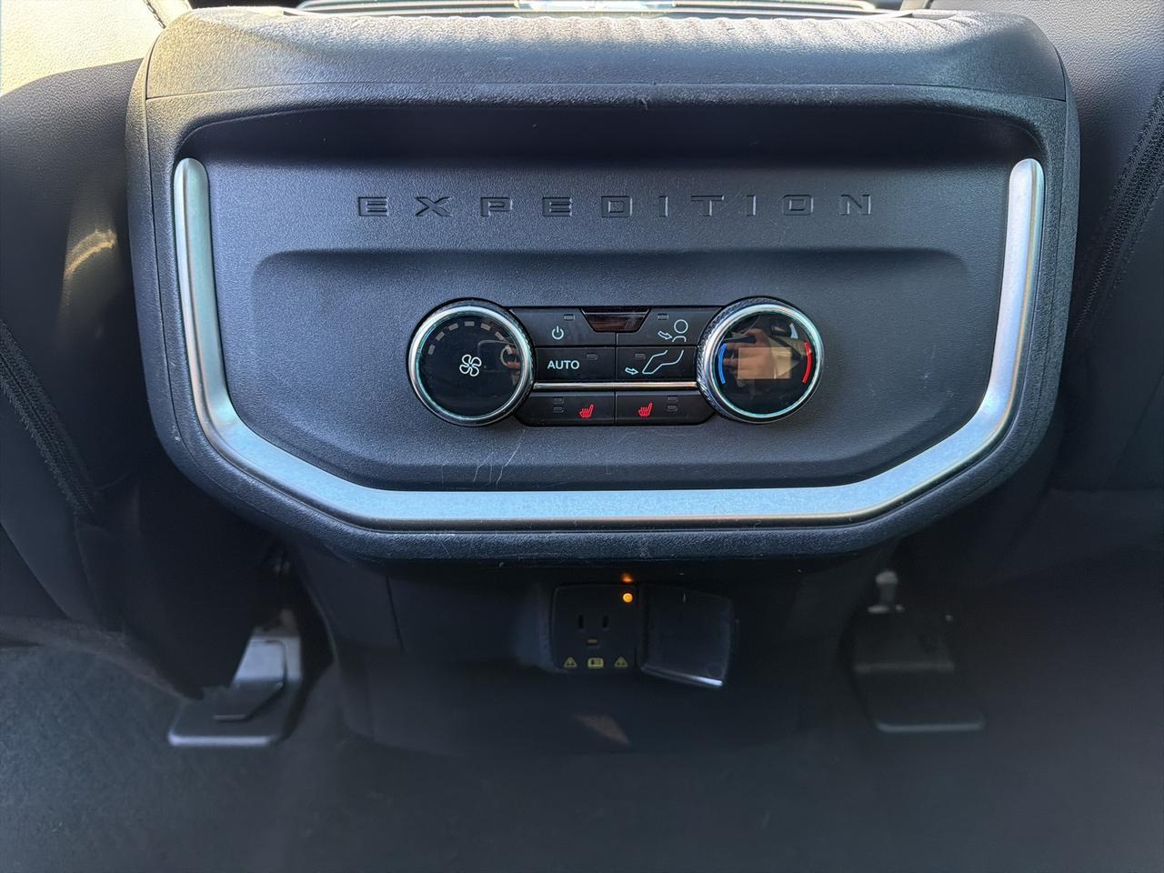 2025 Ford Expedition Max Platinum Gaithersburg MD