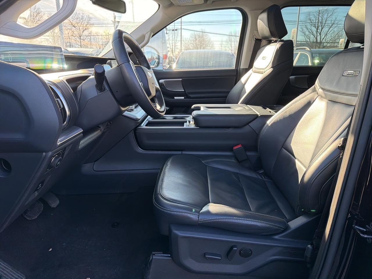 2025 Ford Expedition Max Platinum Gaithersburg MD