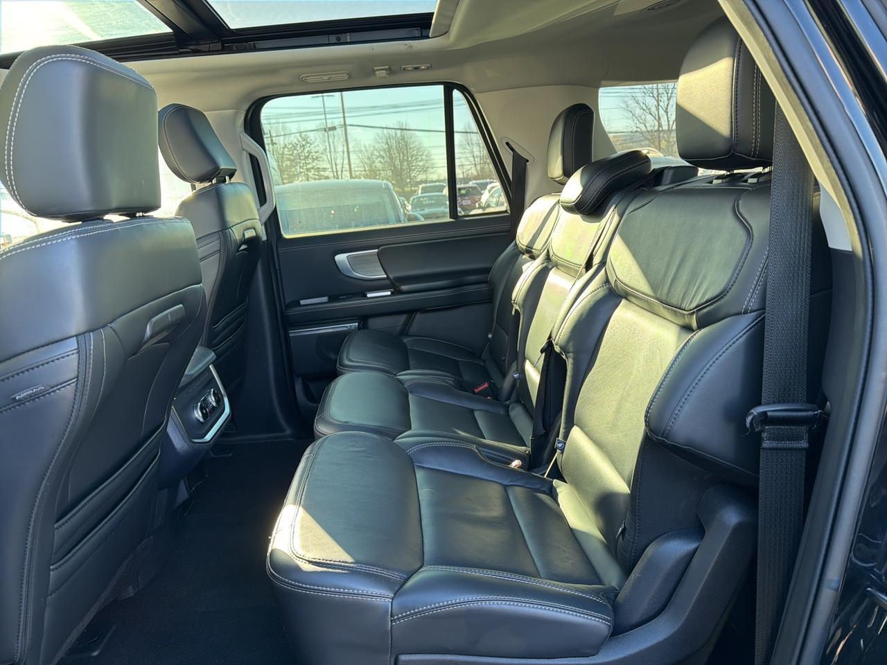 2025 Ford Expedition Max Platinum Gaithersburg MD