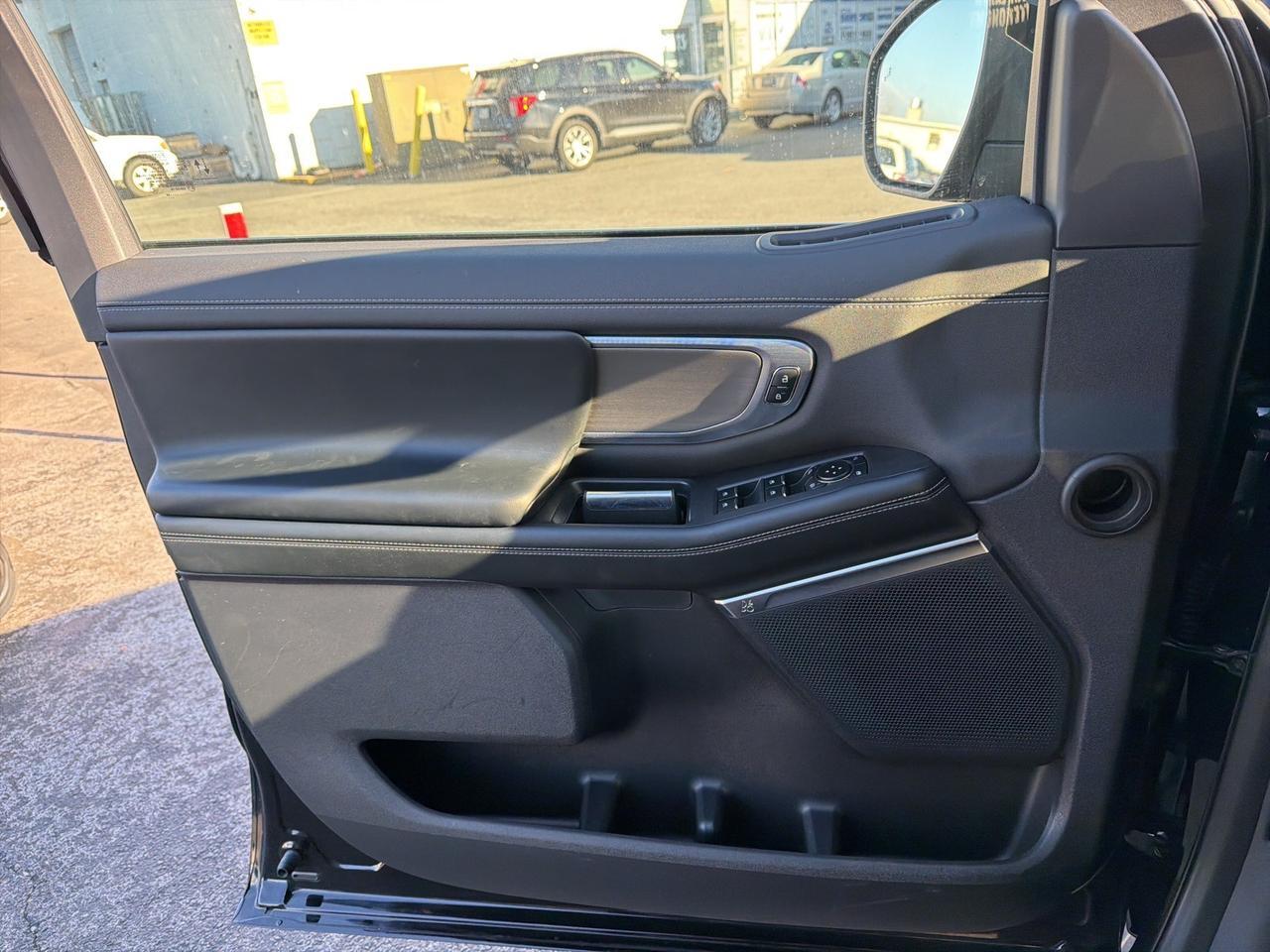 2025 Ford Expedition Max Platinum Gaithersburg MD