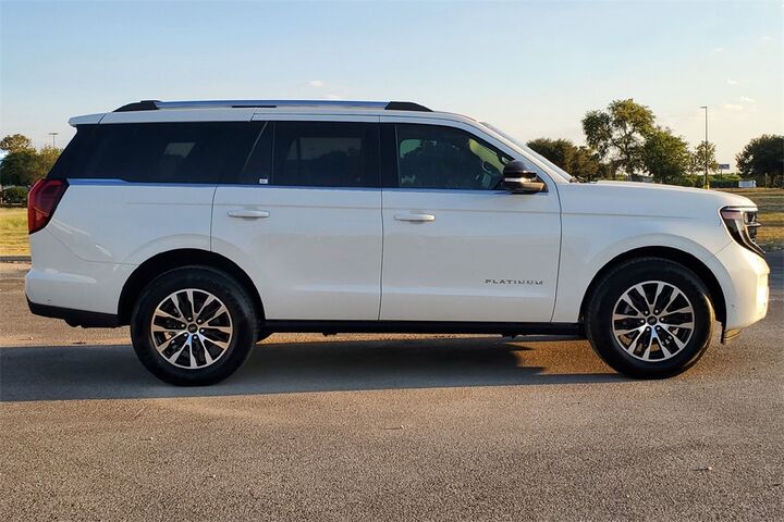 2025 Ford Expedition Platinum  TX