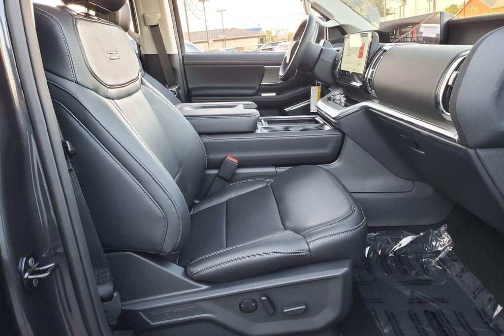 2025 Ford Expedition Platinum Hondo TX