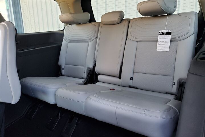 2025 Ford Expedition Platinum  TX