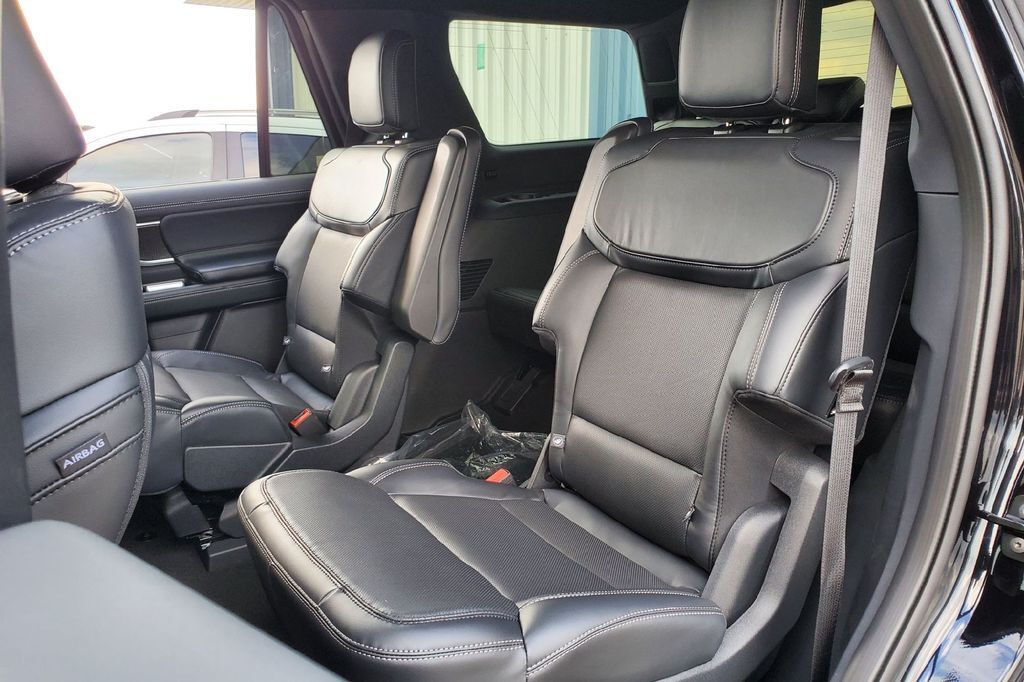 2025 Ford Expedition Platinum Hondo TX