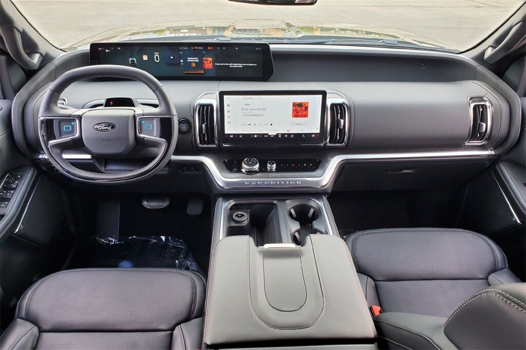 2025 Ford Expedition Platinum Hondo TX