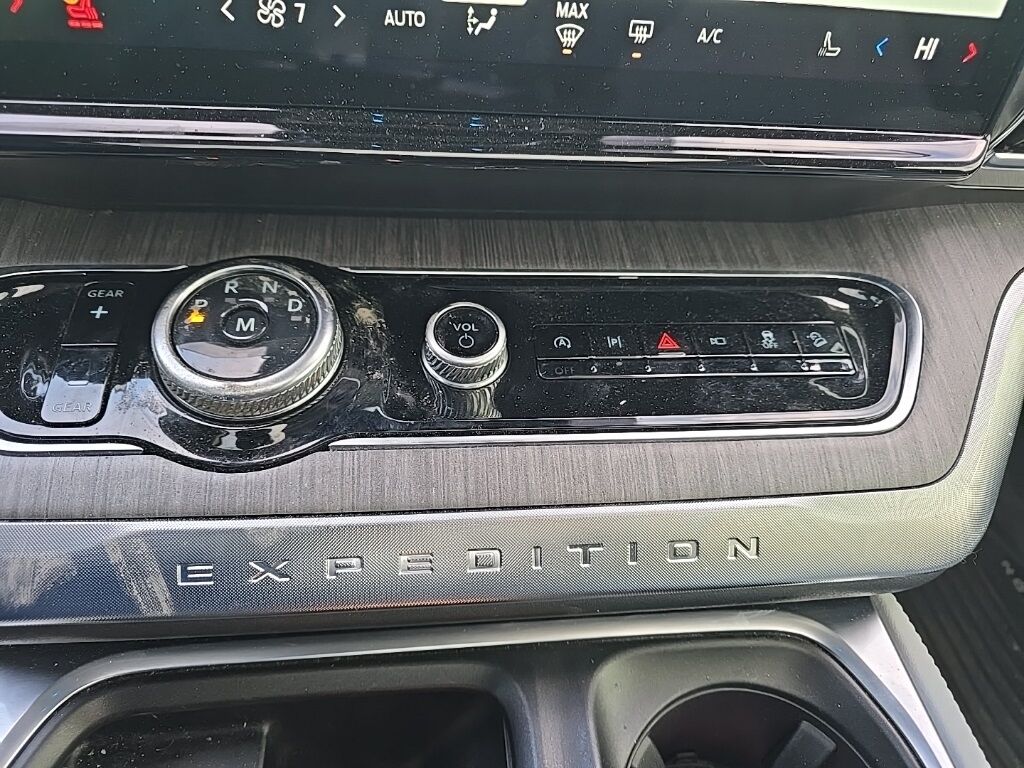 2025 Ford Expedition Platinum 4WD Fond du Lac WI