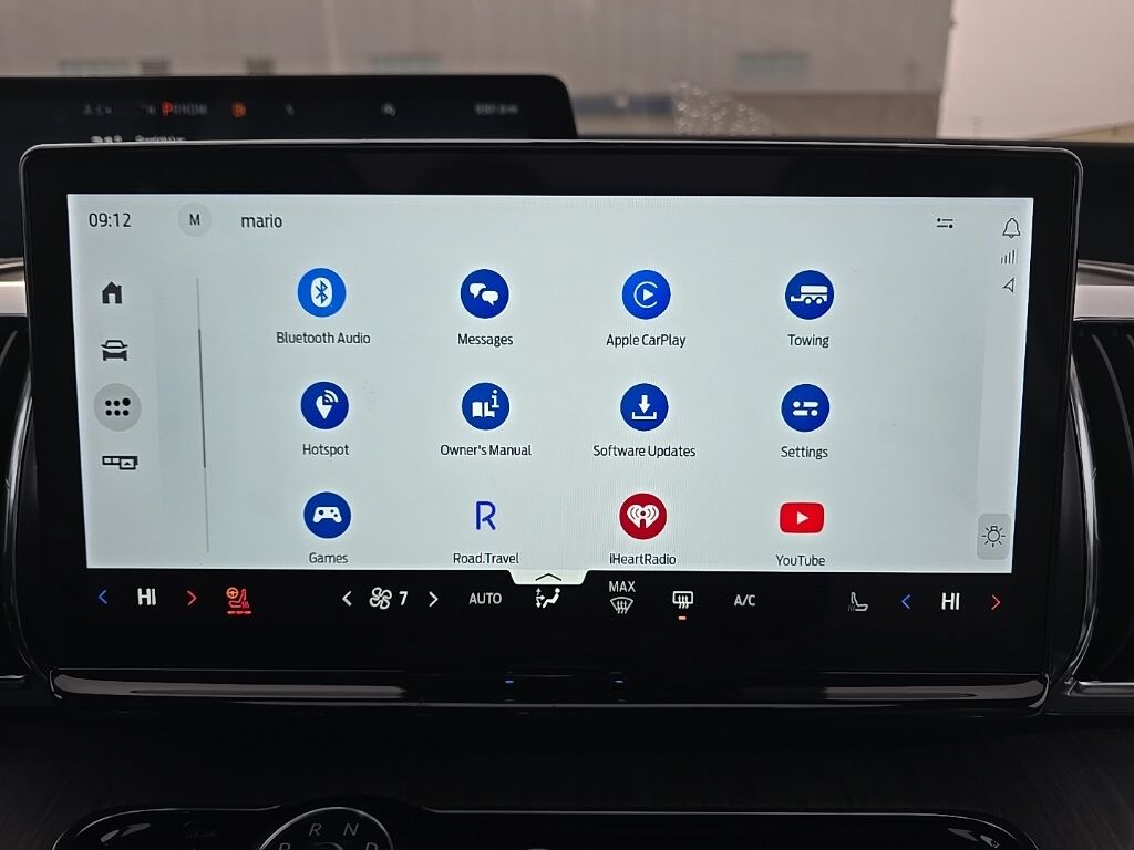 2025 Ford Expedition Platinum 4WD Fond du Lac WI