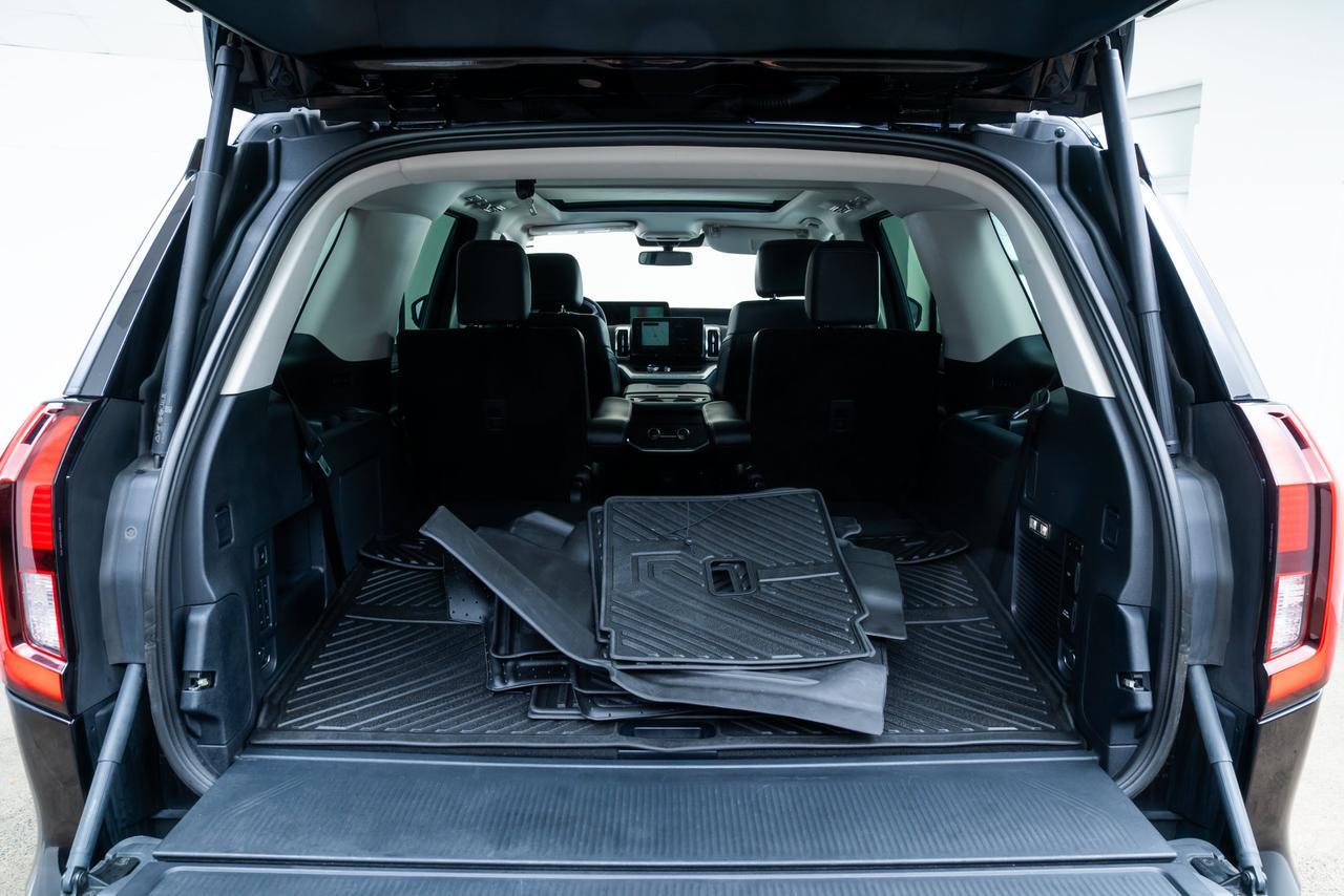 2025 Ford Expedition Platinum 4x4 3rd Row Seating Portland OR