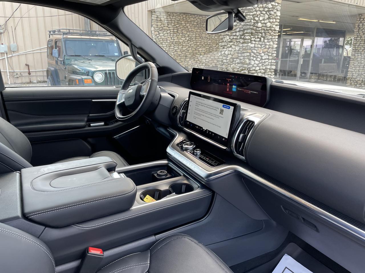 2025 Ford Expedition Platinum Goldthwaite TX