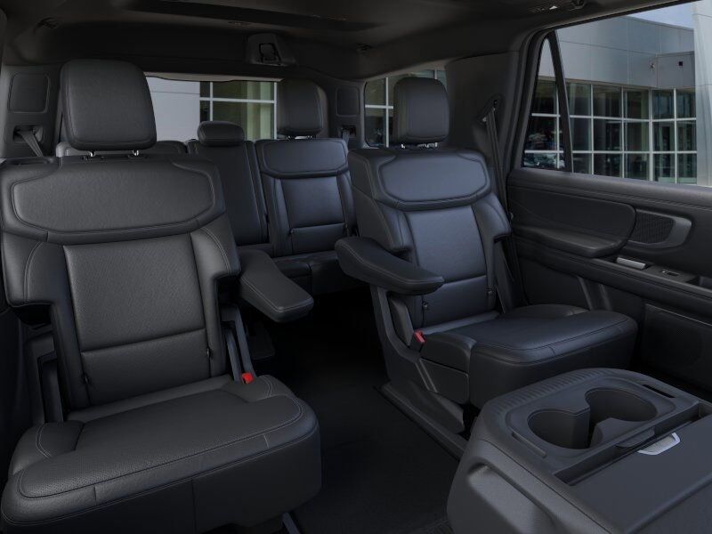 2025 Ford Expedition Platinum Green Bay WI